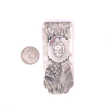 Load image into Gallery viewer, Reticulated Silver Skull Money Clip
